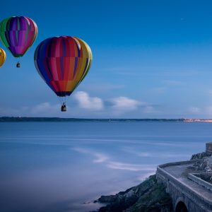 balloon as a symbol of freedom. Lighten the Load Reiki.